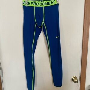 Nike pro combat pants small